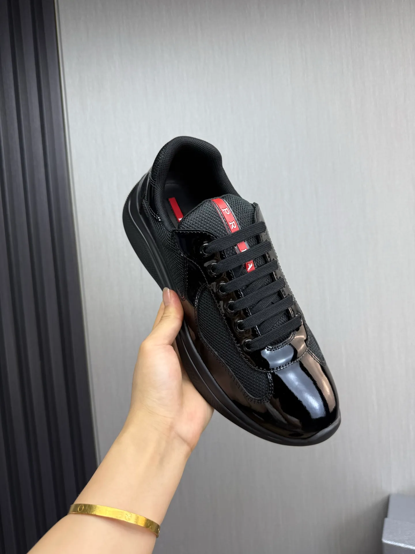 Men's shoes 640💰 [PRADA] Hot selling items🔥Must be recommended every day~~ Official website synchronized, 1:1 high quality shipments✔️ Imported cowhide fabric, rubber material + cowhide lining, original bottom, high-end airplane box packaging🎁 38-45 (38.45 custom-made, non-returnable)